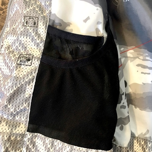 Zeroxposur Women’s Quilted Puffer Coat Gray and White Size Small - Picture 12 of 13